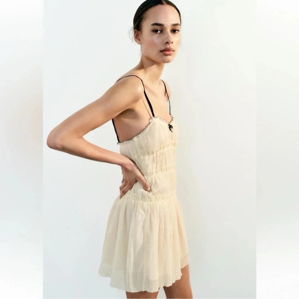 ZARA LITTLE BOW TEXTURED DRESS - Picture 2 of 8